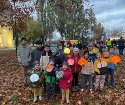 Lampionový průvod v Duchcově rozsvítil dětské úsměvy z DD Duchcov